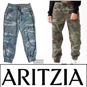 Aritzia TNA Camo Camouflage Joggers Alix Pants